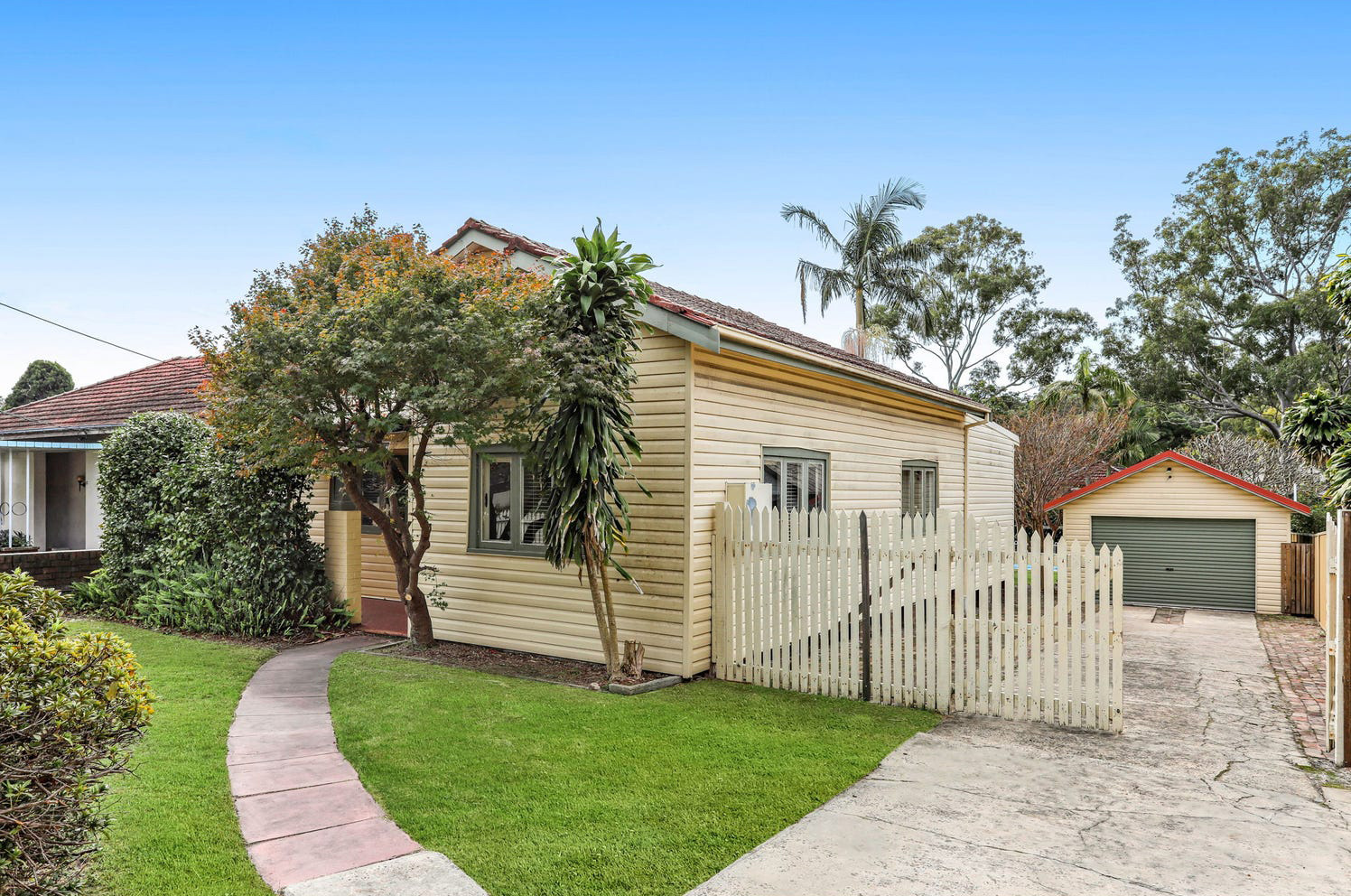 Blakehurst NSW 2221, Australia